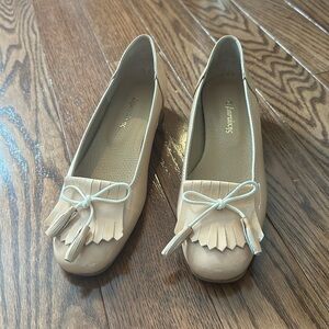 Pink Nude ballet flats size 8-8.5
